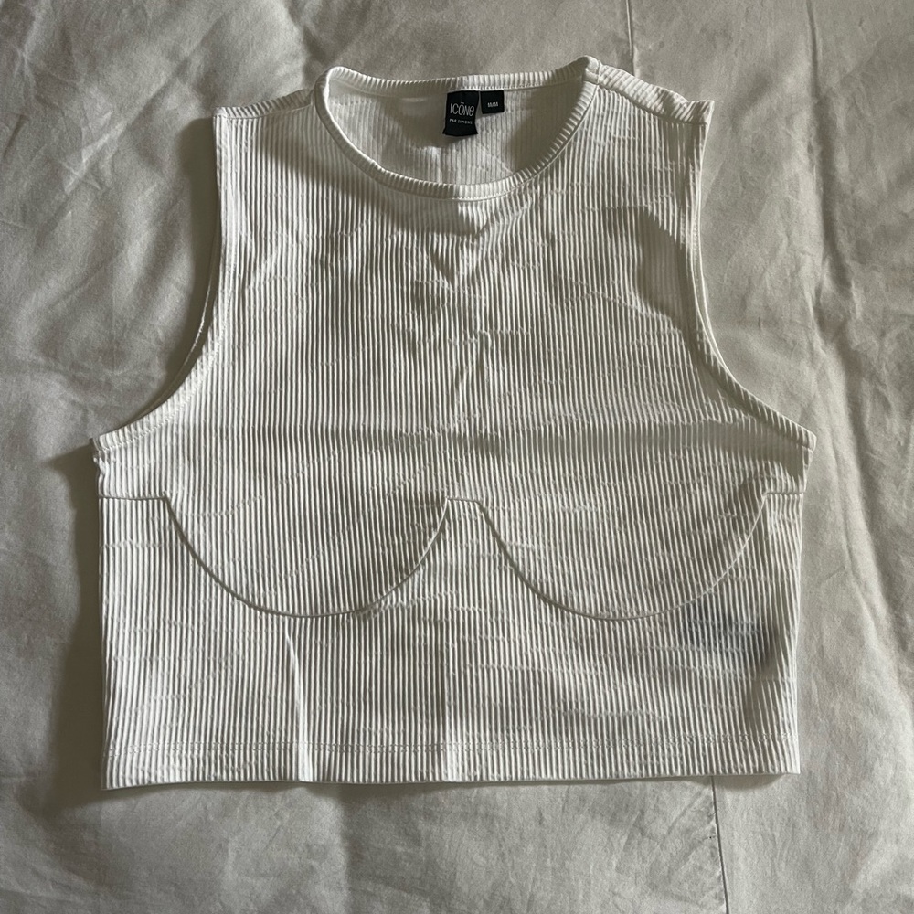 WHITE TANK TOP